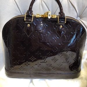 Louis Vuitton Vernis Alma PM